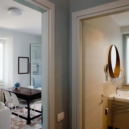 Lo Sguardo Tatil Evi Sulzano