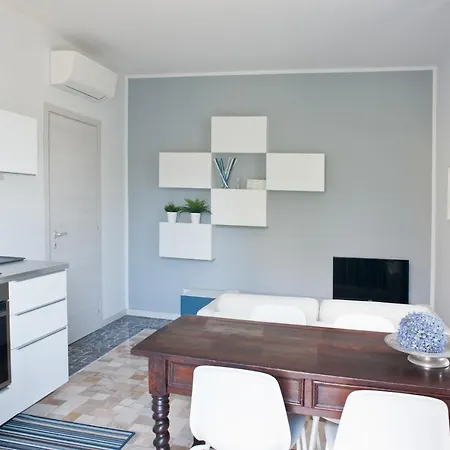 Tatil Evi Lo Sguardo