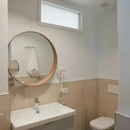 Tatil Evi Lo Sguardo *